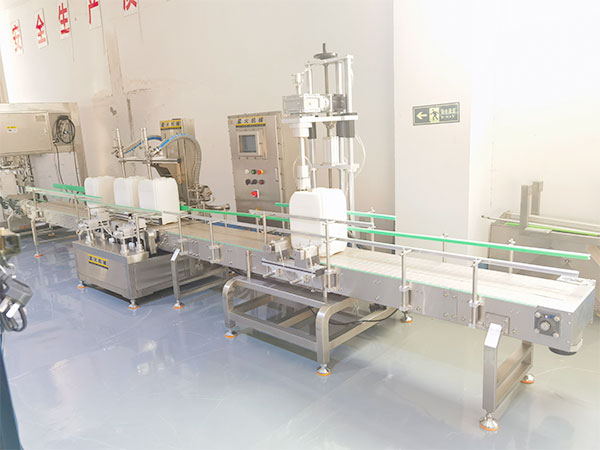 大型全自動稱重灌裝機